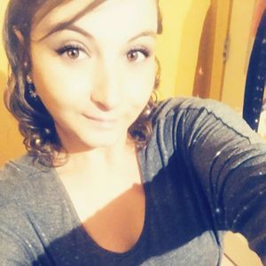 Meet your Posher, Leslie